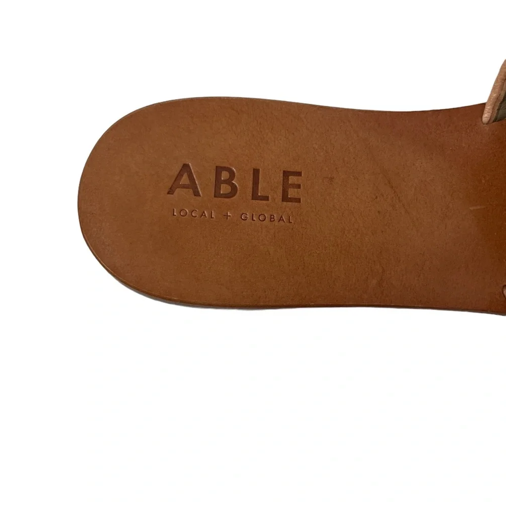 Able‎ local + global oliveira woven sandal size 9.5